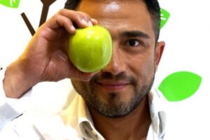 Mtro. Antonio Abundez, Nutriólogo clínico