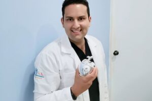 Nutriólogo Adrián Romero